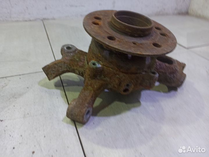 Кулак задний правый Mercedes C292 GLE