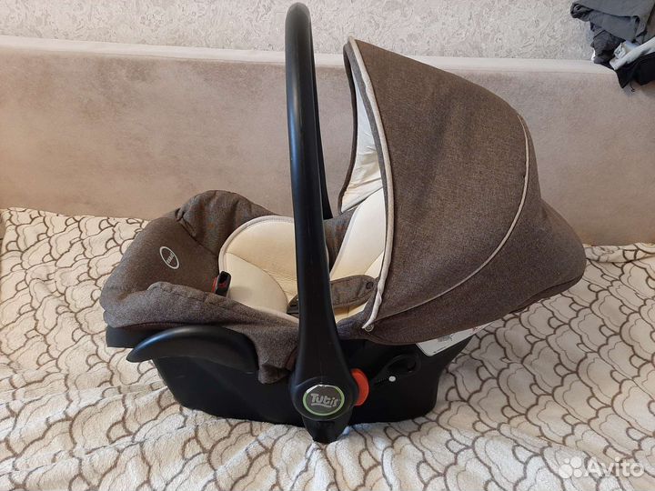 Коляска 3 в 1 Tutis zippi pia
