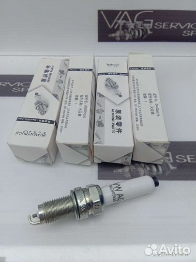 К-кт новых свечей зажигания VAG EA211 1.6 MPI CWV