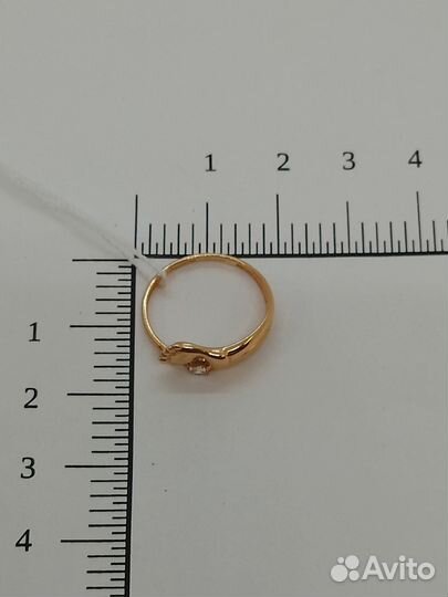 Золотое кольцо с фианитом 15р