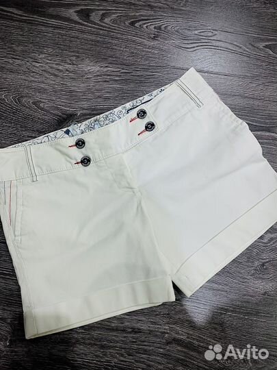 Шорты женские