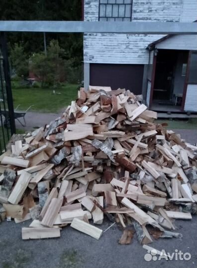 Дрова навалом Березовые в Выборге