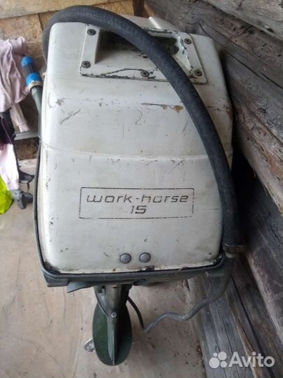 Лодочный мотор