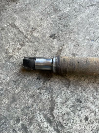 Привод правый Форд Транзит 2,2 передний привод