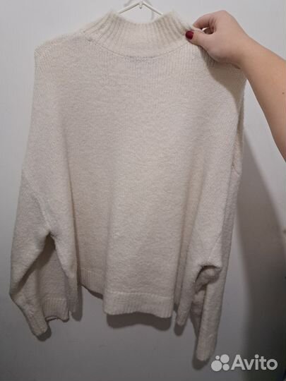 Свитер