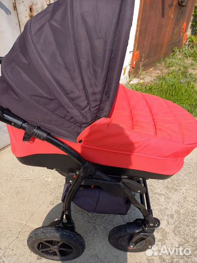 Коляска Zippy Tutis 3 в 1