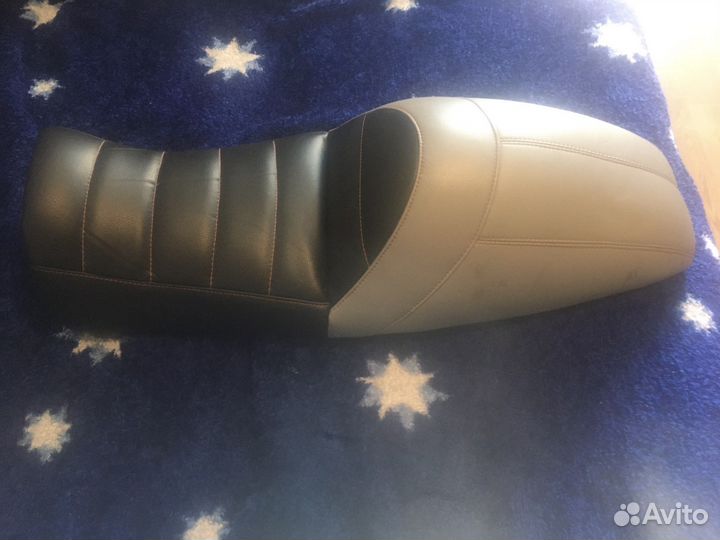 Седушка мотоцикла