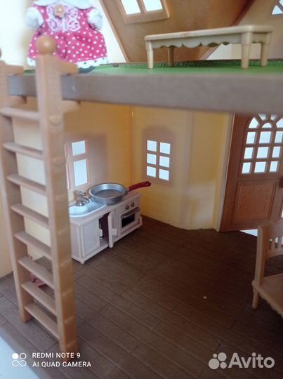 Домик 2 этажа кукольный happy family