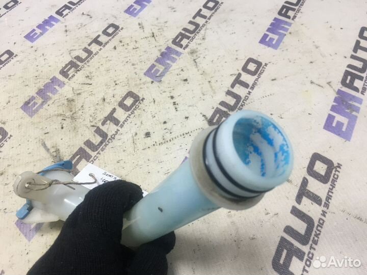 Горловина бачка омывателя Шевроле Лачетти