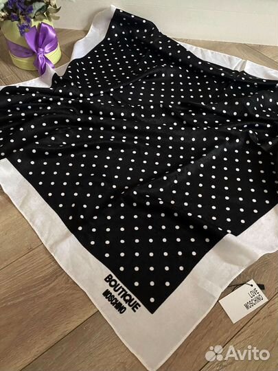 Платок шерстяной, Moschino