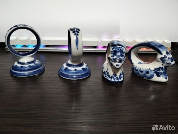 Статуэтки фарфоровые, гжель