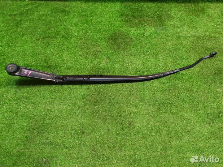 Поводок стеклоочистителя левый Hyundai Ix35 LM 2.0