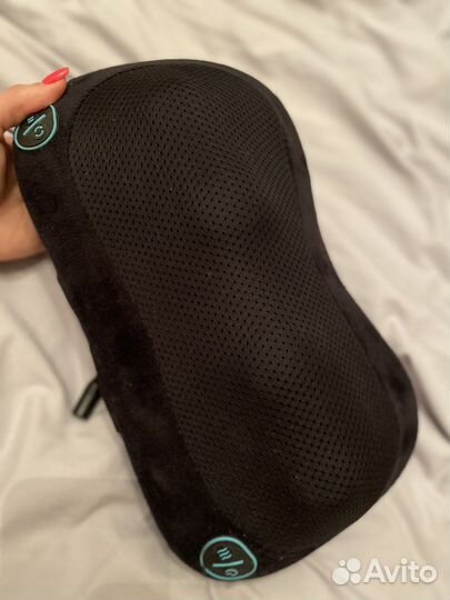 Массажная подушка для шеи