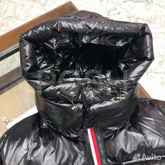 Пуховик Moncler