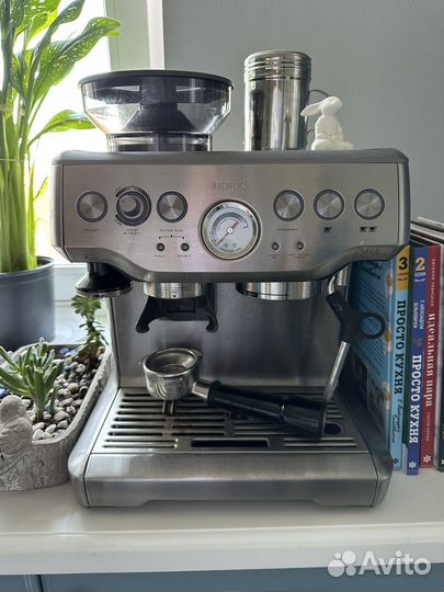 Кофемашина bork c804