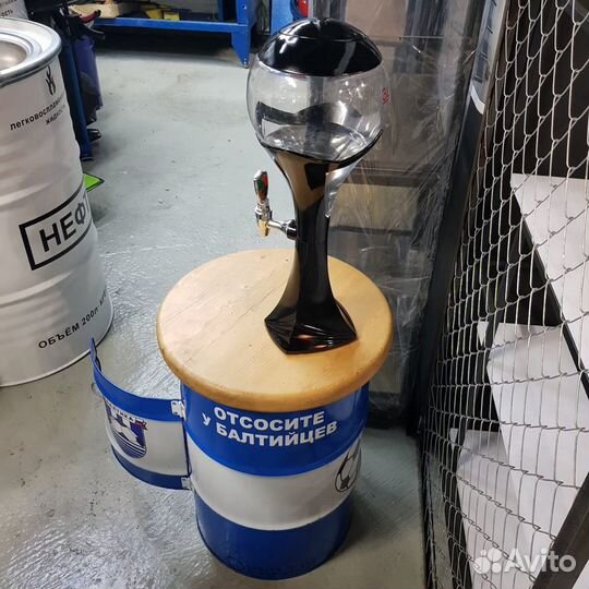 Бар с пивным краном балтика