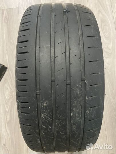 Kumho Ecsta HS51 235/45 R17 97