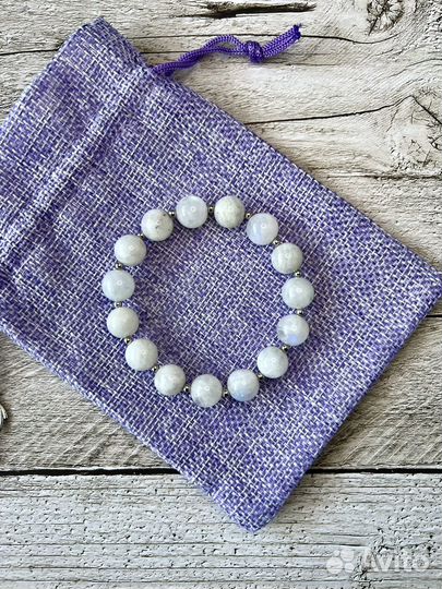 Браслет из лунного камня