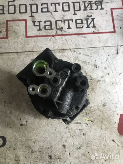 Компрессор кондиционера Nissan Qashqai