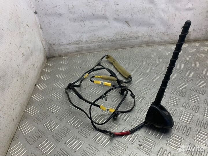 Антенна Nissan X-Trail T31 MR20DE 2007-2015