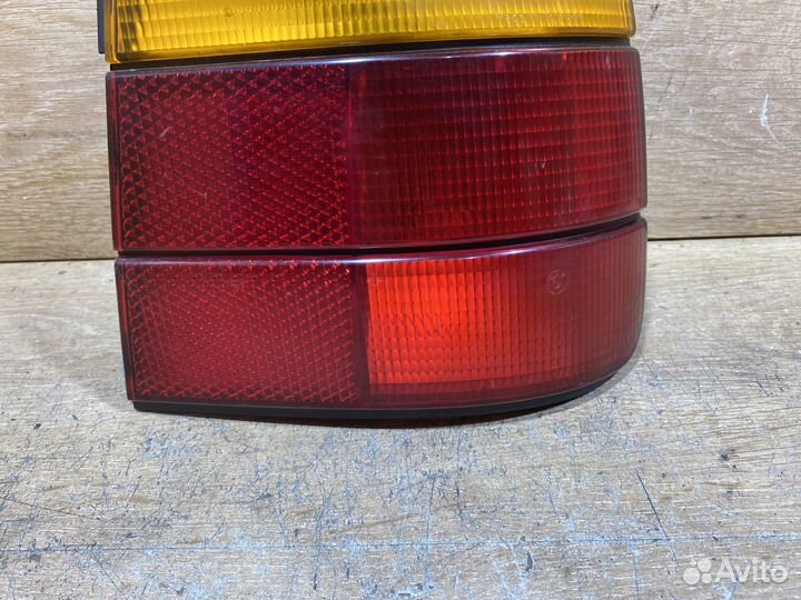 Фонарь правый BMW E34 Арт. 111327