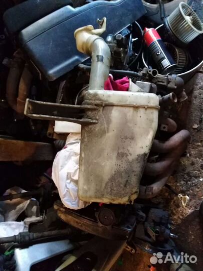 Бачек омывателя Галант 8