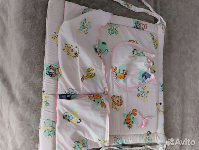 Органайзер на детскую кроватку