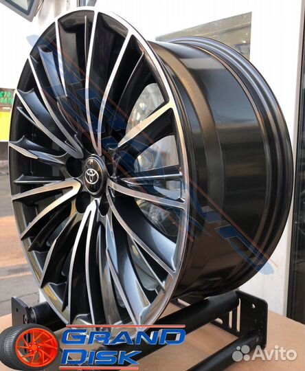 Диски R19 5x114.3 Toyota Gray Groove