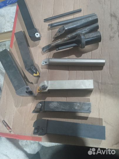 Токарный инструмент бу