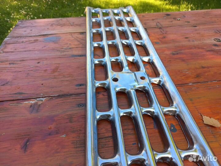 Радиаторная решетка на москвич