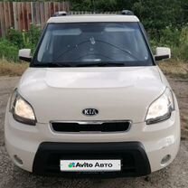 Kia Soul 1.6 AT, 2010, 130 000 км, с пробегом, цена 860 000 руб.