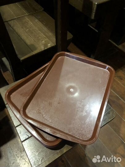 Разнос пластиковый