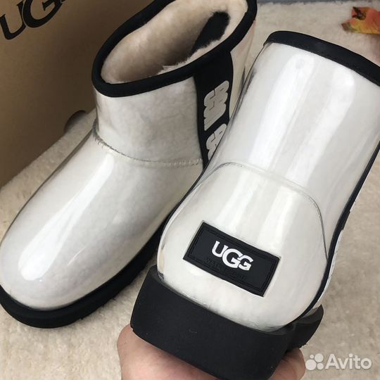 Ugg Classic Clear Mini White Black