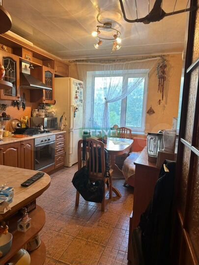 2-к. квартира, 53 м², 2/10 эт.