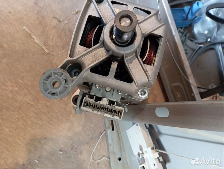 Двигататель стиральной машины горение, haier