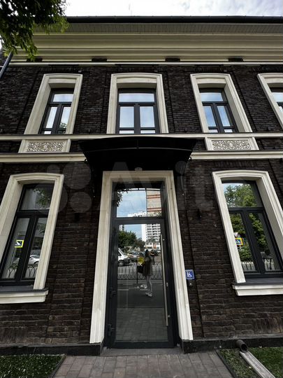 Помещение на 1 линии с отдельной входной группой