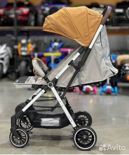 Детская прогулочная коляска Luxmom 1100