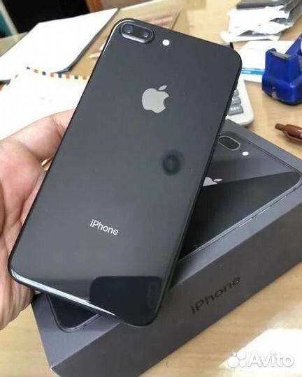 iPhone 8 Plus, 256 ГБ