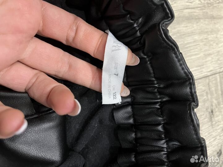 Кожаные брюки zara
