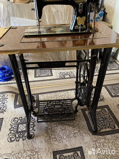 Швейная машинка ножная Баттерфляй