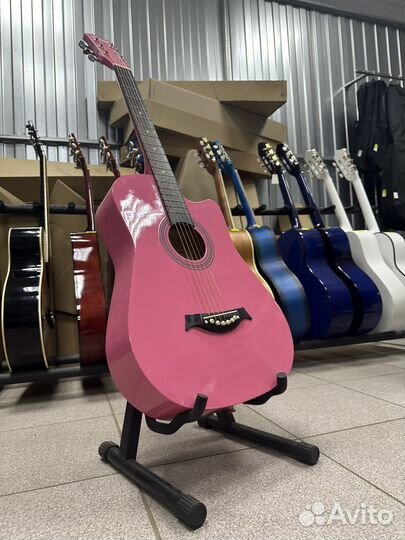Акустическая гитара для девушек