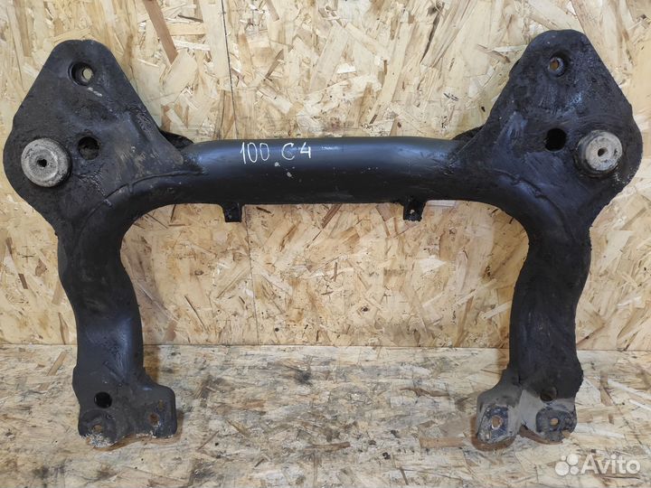 Подрамник Audi 100 C4