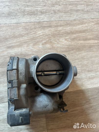 Дроссельная заслонка Ford Focus 2012 7S7G9F991