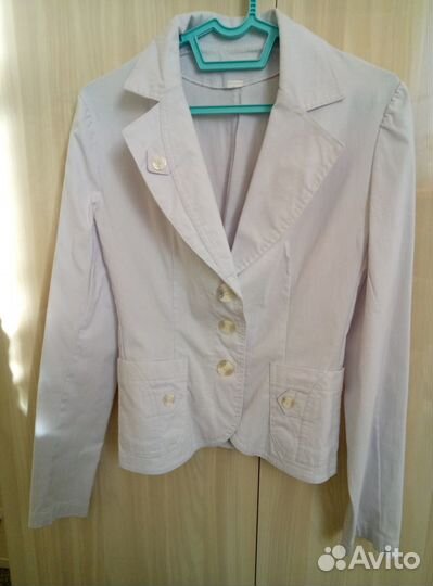 Блузки,пиджак 40-44 размер