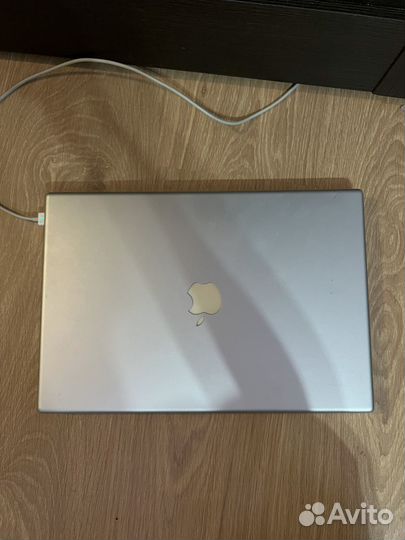 Ноутбук apple MacBook Pro 15 (выпуск 2008)