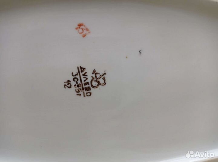 Блюдо. Фарфор