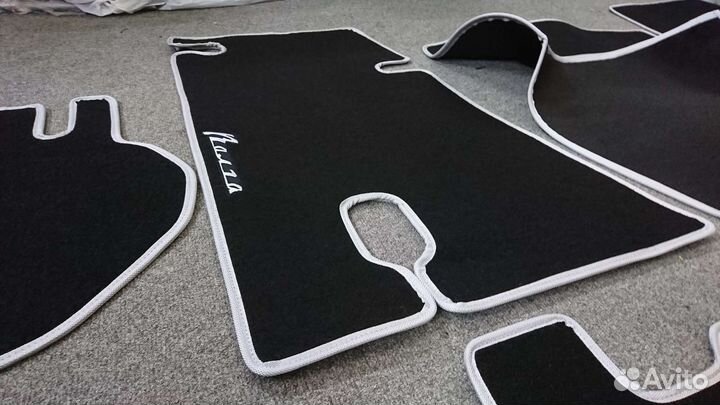 Автоковрики для газ-21 2 серии, черные