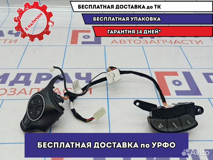 Блок кнопок Kia Soul 2 (PS) 96710B2200CA. На рулевое колесо. Комплект