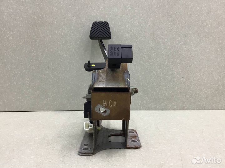 Педаль тормоза Kia Rio 3 (QB) 2011-2017 328001R100