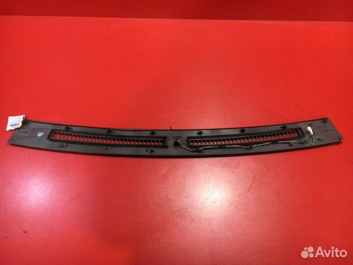 Накладка торпедо передняя Infiniti Qx56 JA60